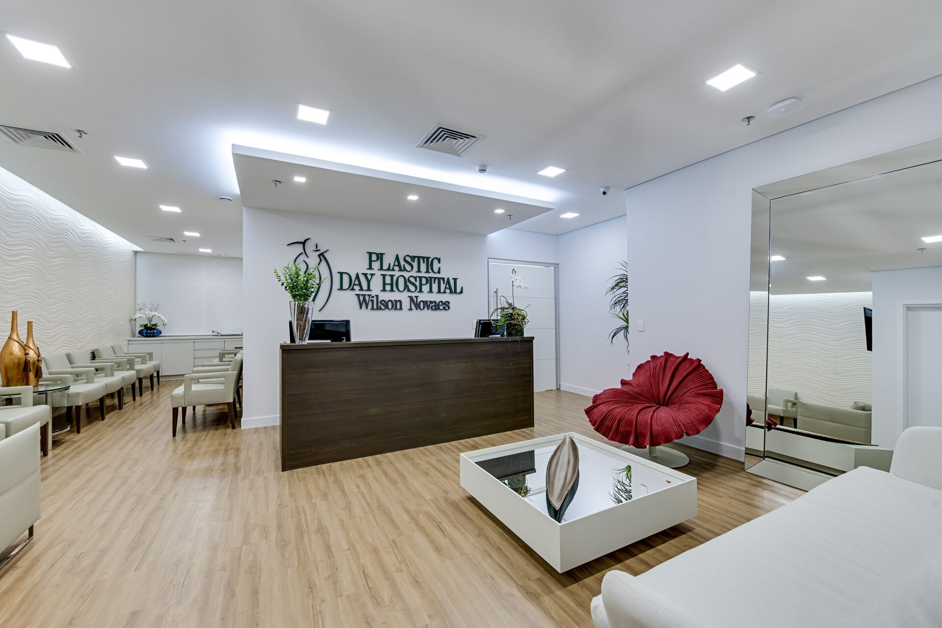 PLASTIC DAY HOSPITAL